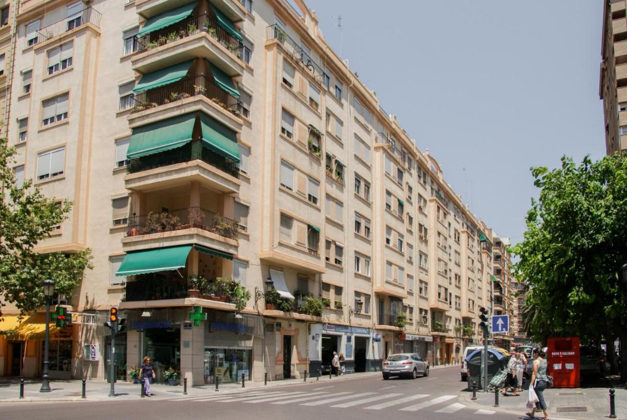 Apartamentos Fv Flats Valencia - Mestalla 9 Dış mekan fotoğraf